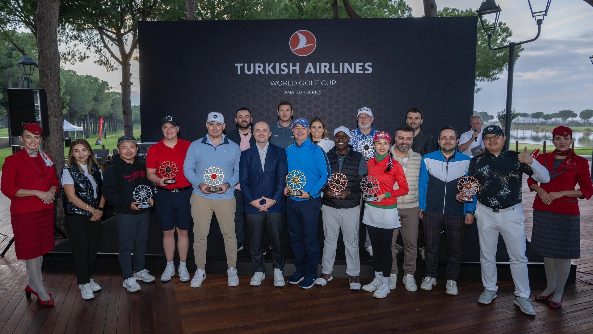 Copa del Mundo de golf en Antalya con éxito rotundo